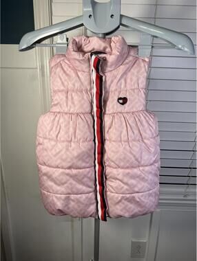 Tommy Hilfiger Girls Pink Monogram Puffer Vest Heart Logo Size 6